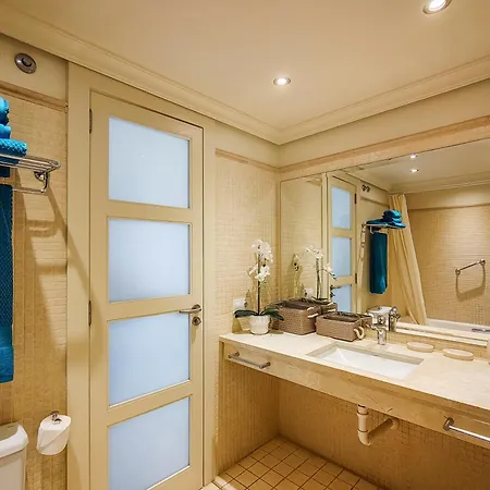 Floor Ocean View - Swimming Pool アパート